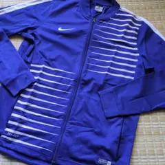 ナイキ　ジャージ
