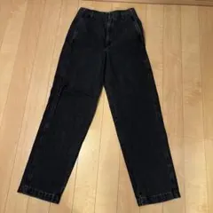 ユニクロUストレートデニムパンツ