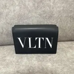 バレンティノ VLTN 三つ折り 財布のサムネイル