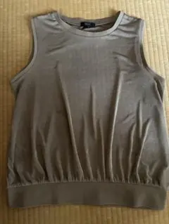 COMME CA ISM ノースリーブ カットソー ベージュのサムネイル
