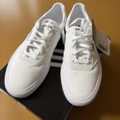 Item thumbnail for item 3196cdc1-11df-4023-8943-a9d15e600da3