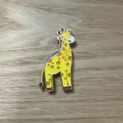 たべっ子どうぶつ　マグネットバッジ　きりん