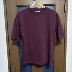 UNIQLO U クルーネックTシャツ ボルドー Mサイズのサムネイル