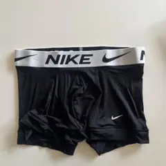 NIKE ナイキ　メンズボクサー　S(XS) 黒　スポーツインナー　ケツワレのサムネイル