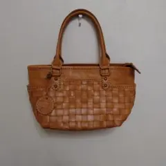 ズッケロフィラート　レザーハンドバッグ