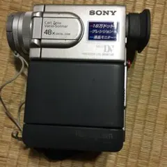 動作品 SONY DCR-PC10 NTSC miniDV SONY ソニー DCR-PC10 デジタルビデオカメラ（液晶ハンディカム） ミニ