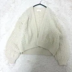 美品✨24aw✨定価2.2万✨かぐれ　ペルーニット　カーディガン　アイボリー