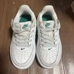 NIKE FORCE 1 キッズ スニーカー ホワイト グリーンのサムネイル