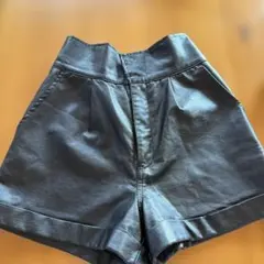 GRL合成皮革 ハイウエスト ショートパンツ