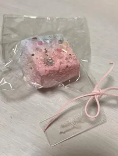 xiaoxinjiang シャオシンジャン スクイーズ ピンク キラキラ 宝石