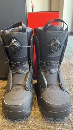 か*ん様 BurtonMOTO スノーボードブーツ BOA 27.5㎝ か*ん様 BurtonMOTO スノーボードブーツ BOA 27.5㎝ - メルカリ