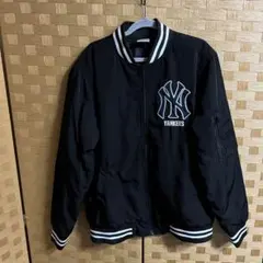 New York Yankees ブラック スタジャン L