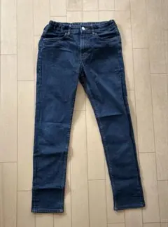 Item thumbnail for item 130a05a5-7710-40bc-b60d-5fafc6e9f6c3