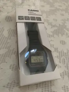 CASIO F-91W デジタル腕時計　ブラック　ゴールド