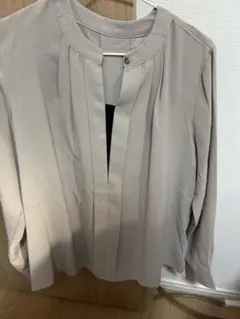 新品タグ付きFUTIER LAND 長袖ブラウス FREE