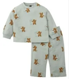 【新品未使用】　モイモルン　くま柄　トップス&パンツ　セットアップ　130