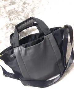 Item thumbnail for item d9f7901a-fc9a-45a9-b1aa-427d2e8d617e