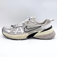 NIKE V2K RUN 30cm HJ4497-100 ホワイト シルバー