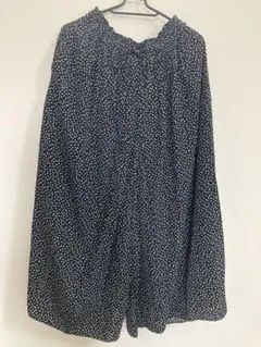 anyfamレディース　Mサイズ　ラップギャザースカーチョ　ドッド柄