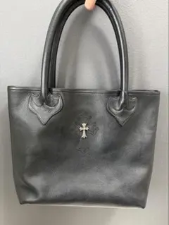 【限定お値下げ中】CHROME HEARTS クロス レザー トートバッグのサムネイル