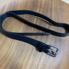 ユナイテッドアローズ　黒いレザーベルト メタルバックルのサムネイル