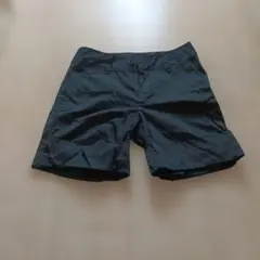 中古品　ユニクロ　黒　ショートパンツ