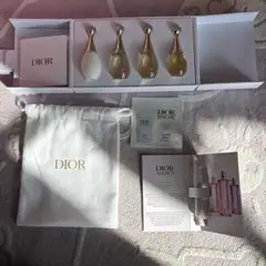 ディオールバースデーギフトノベルティミニ香水セットその他ノベルティ2点(巾着袋)