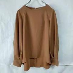 UNITED TOKYO 長袖ブラウス　無地　綺麗め　ブラウン　サイズ1