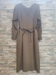 urban research rosso モカ ワンピース Vネック