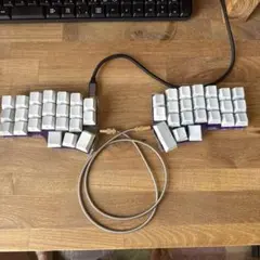 corne v4 cherry おまけでキーキャップとTRRSケーブル corne v4 cherry おまけでキーキャップとTRRSケーブル Corne V4