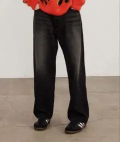 BEAMS ワイドフィット デニムパンツ