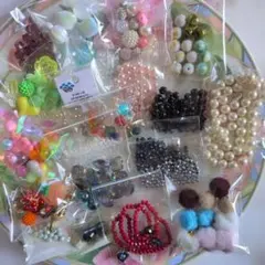 そ*ん様 各種ビーズまとめ売り21袋