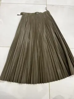 SACRA TOKYO プリーツスカート カーキのサムネイル