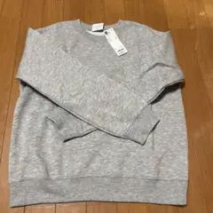 GU womanスウェットプルオーバー