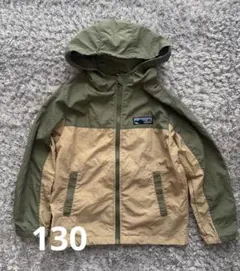 アウトドアロゴ付きフードジャケット