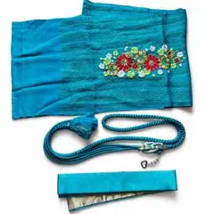 ターコイズブルー 帯揚げ帯締め重ね衿3点セット