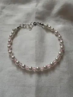パールビーズとピンクのブレスレット《ハンドメイド》