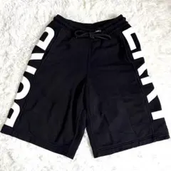 【極美品✨】バーバリー ハーフパンツ ブラック ロゴ スウェット 現行タグのサムネイル