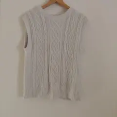 GUニットベスト