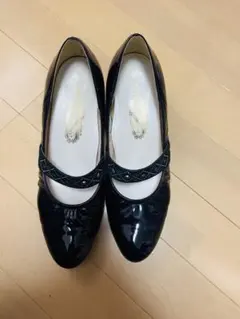 Item thumbnail for item 908b7870-1f82-4fc6-b58e-93f90f6efb5d