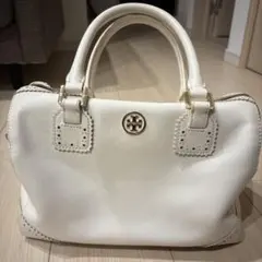 ホワイト スタッズ付きハンドバッグ