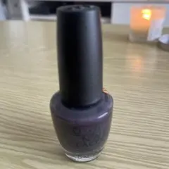 OPI ダークパープル ネイルラッカー 15ml