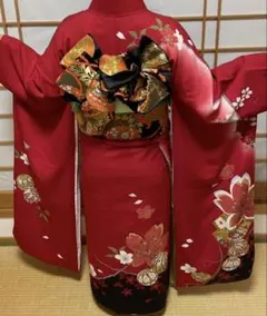 【驚きの２０点セット】【豪華正絹振袖】袴付き　手毬柄　赤色　小柄　成人式　卒業式