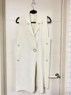 ジレ　ベスト　オフホワイト