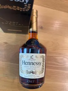 YU様Hennessy Very Special Cognac700ml(2本)のサムネイル