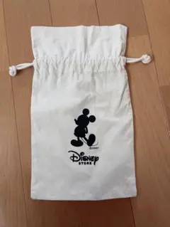 Disney Store ミッキーマウス 巾着袋 ホワイト