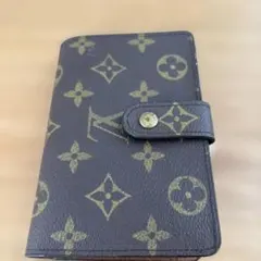 Item thumbnail for item 51bae0be-2827-4fbe-ac1d-3c7d0a2b3909