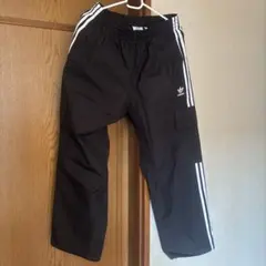 アディダス　シャカシャカパンツ