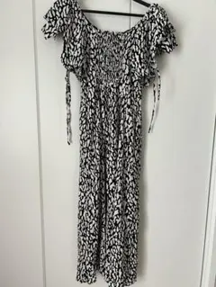 スナイデル　オフショルダー白黒パターンマキシドレス