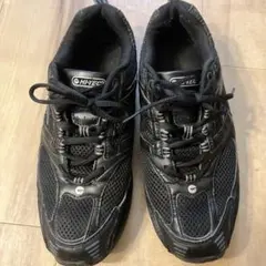 hi-tec スニーカー